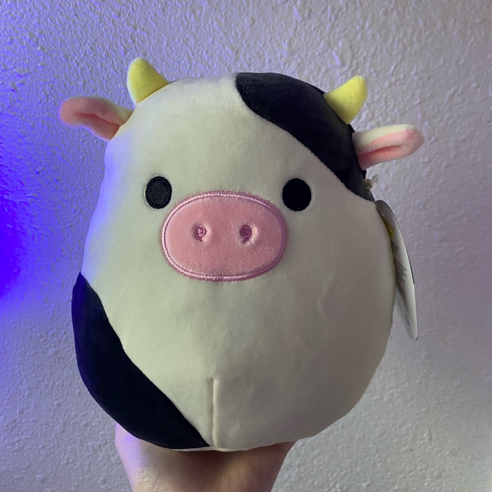 Connor the Cow 8” Squishmallow